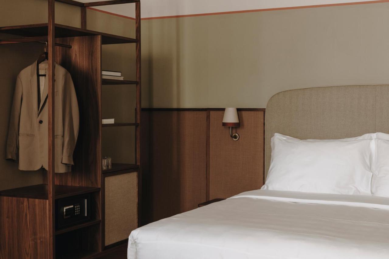Parkhotel Mondschein, A Member Of Design Hotels Bolzano Exterior foto