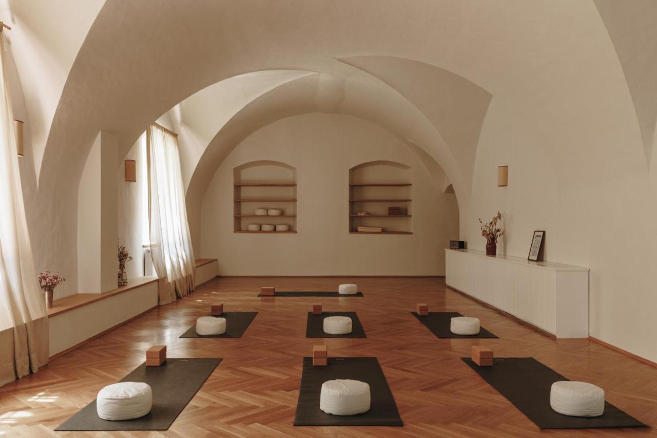 Parkhotel Mondschein, A Member Of Design Hotels Bolzano Exterior foto