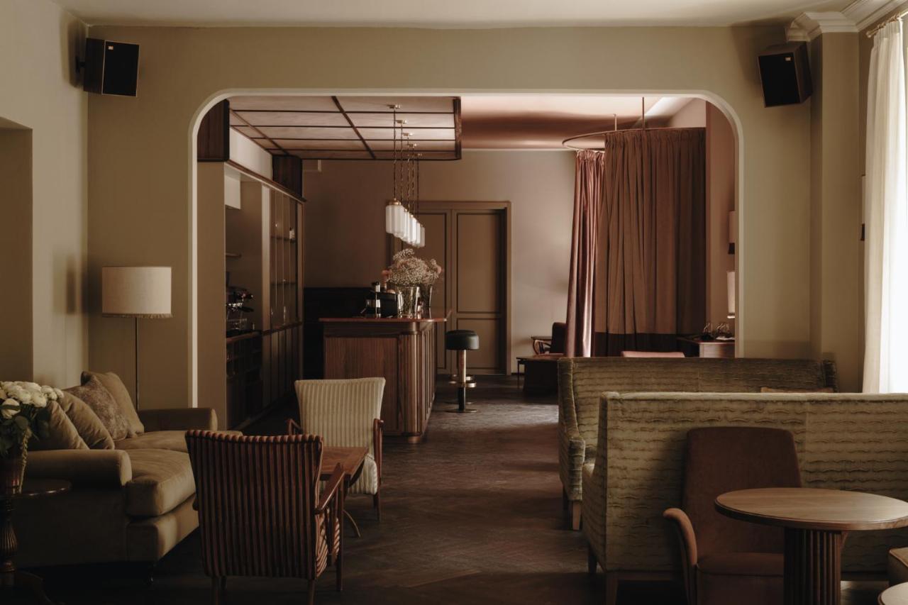 Parkhotel Mondschein, A Member Of Design Hotels Bolzano Exterior foto