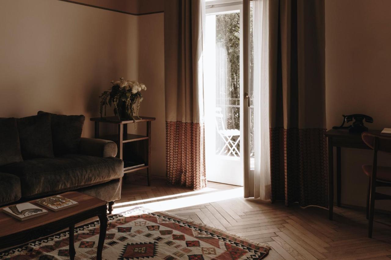 Parkhotel Mondschein, A Member Of Design Hotels Bolzano Exterior foto